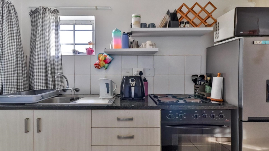 1 Bedroom Property for Sale in Wellington Central Western Cape